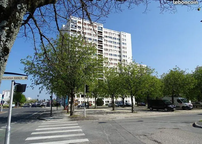 Apartment T2 A 15 Mn Du Futuroscope *