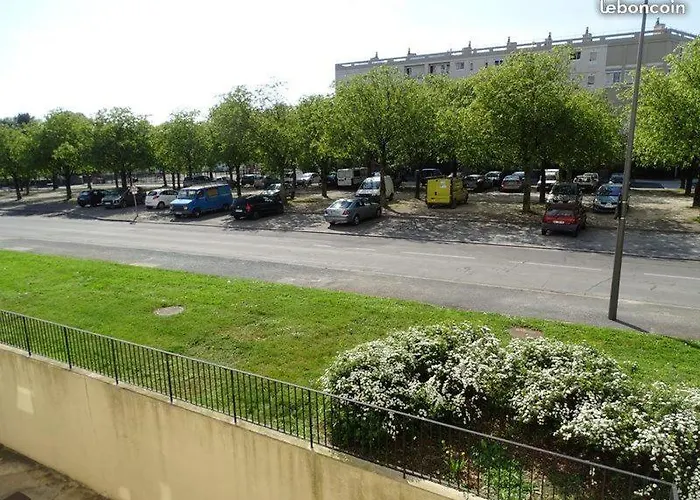 Apartment T2 A 15 Mn Du Futuroscope Poitiers